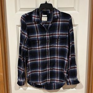 American Eagle Women's Ahh-mazingly Soft Flannel Classic Fit, Size M